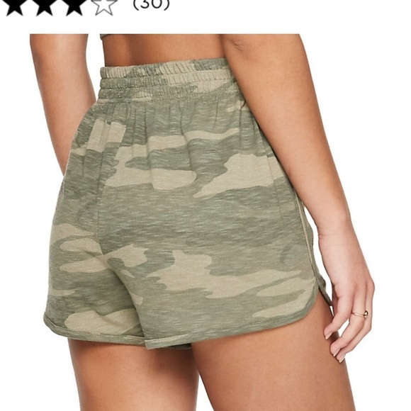 So XL high rise cozy dolphin shorts green Camo - Picture 4 of 13